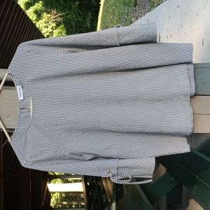 CALVIN KLEIN PRETTY TOP NWOT